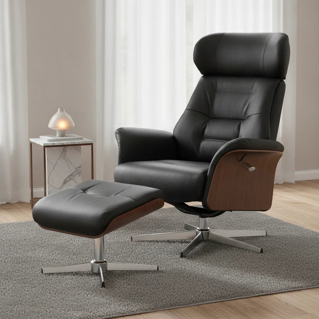 Fauteuil design avec repose pied Concarneau noir dans un salon lumineux
