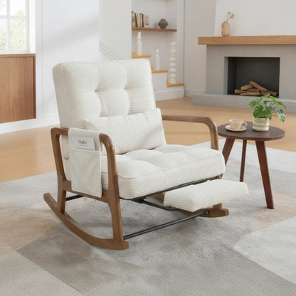 Fauteuil en bois salon en velours côtelé beige devant une cheminée